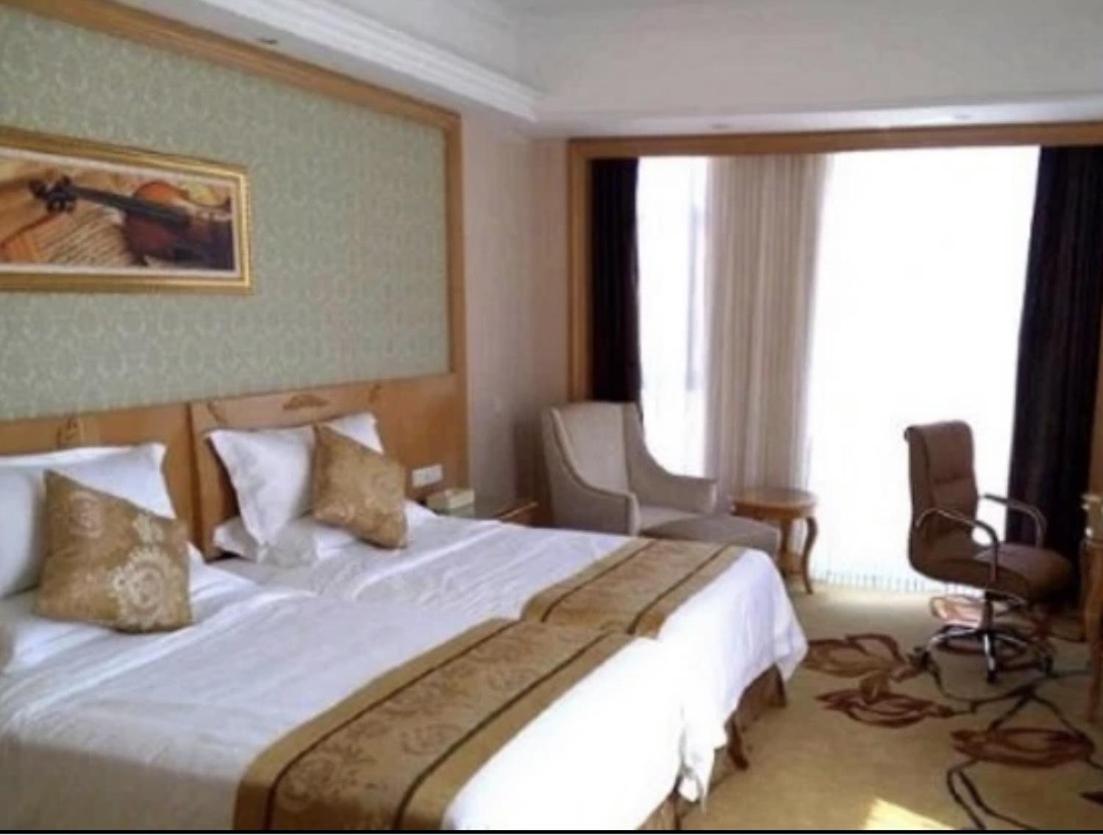 Vienna International Hotel Donglin Road Нанкін Екстер'єр фото