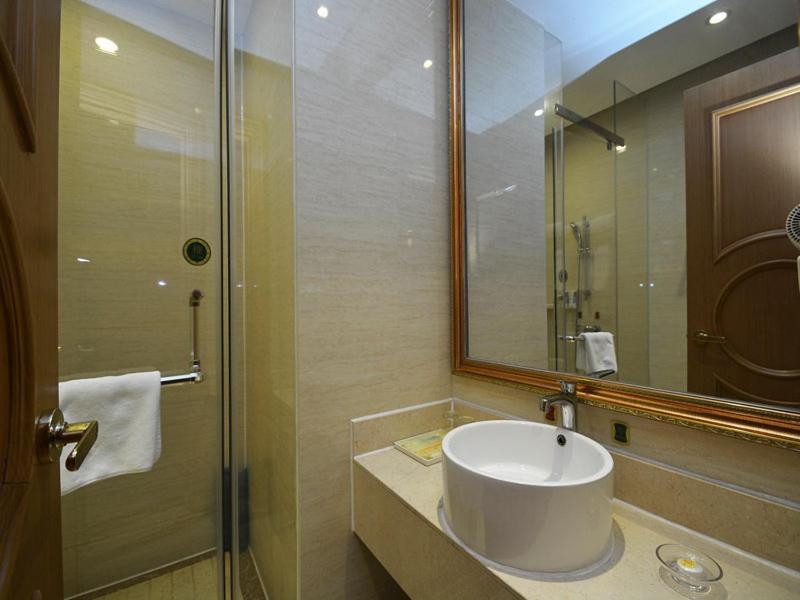 Vienna International Hotel Donglin Road Нанкін Екстер'єр фото